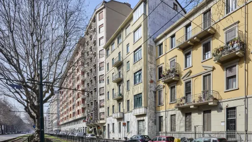 Esterno edificio appartamenti Turati