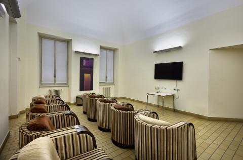Cavour sala tv