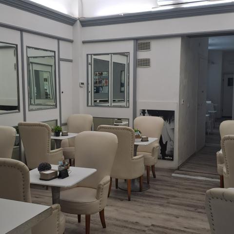 Sala interna del bar Roma