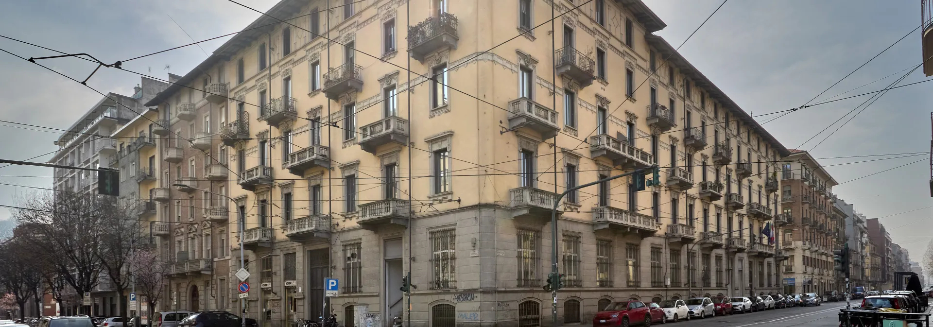 Esterno sede EDISU di Via Madama Cristina